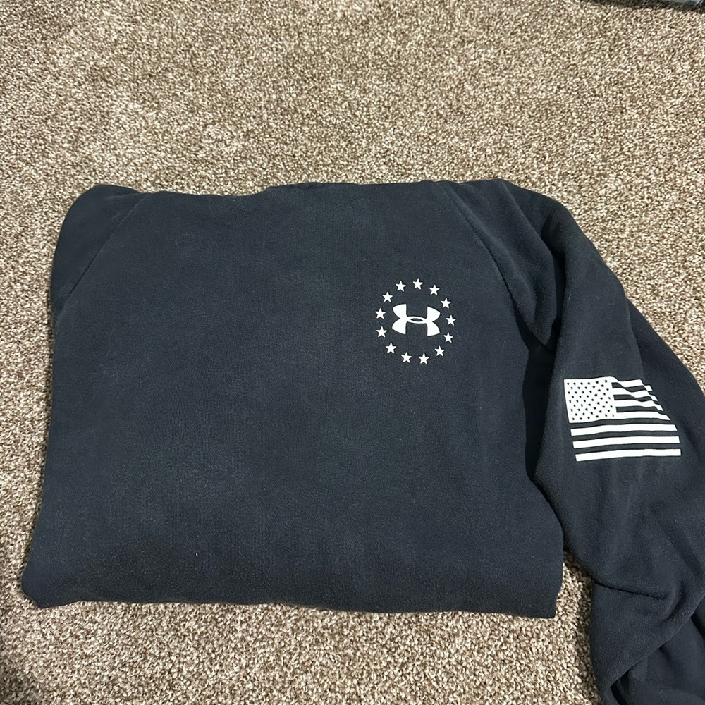 LG Black Crewneck Sweater with Patriotic Design